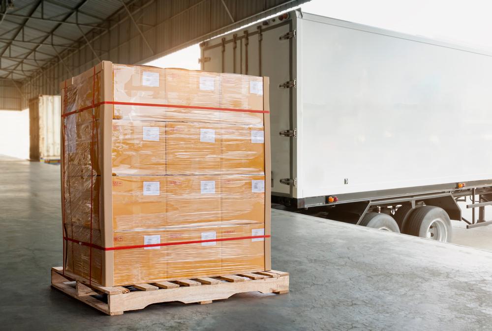 Benefits of Palletizing for Long Distance Moves